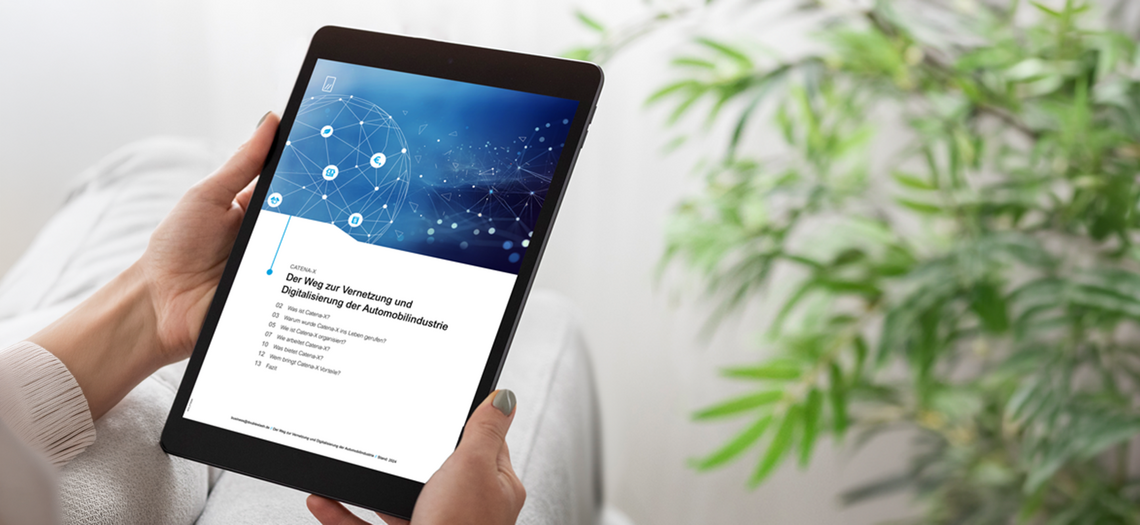 Whitepaper-Vorschaubild zu "Der Weg zur Vernetzung und Digitalisierung der Automobilindustrie"