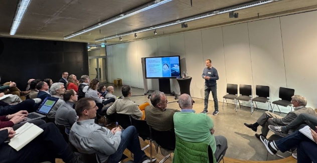 Konrad Krafft gives a presentation at the Lake Constance Innovation Cluster 